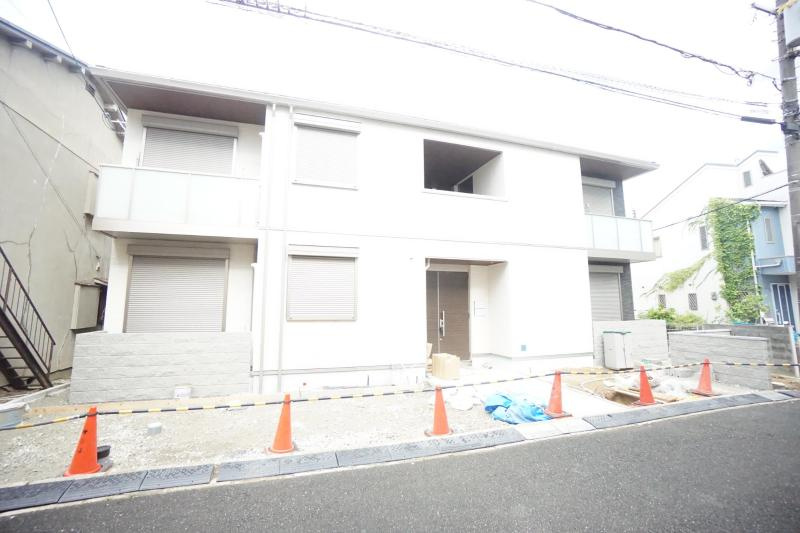 シャーメゾン中総持寺町のエントランス