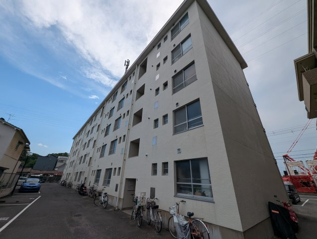 パークグリーン中島の外観