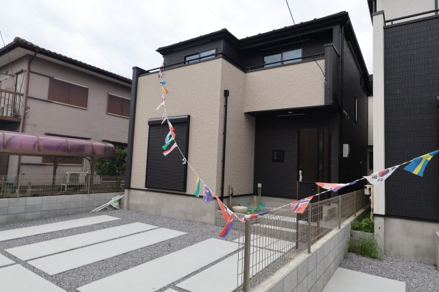 《仲介手数料無料》越谷市弥栄町４丁目1-137新築一戸建てグラファーレの外観|撮影日 2026年6月4日 16:00 曇り
