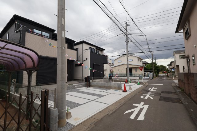《仲介手数料無料》越谷市弥栄町４丁目1-137新築一戸建てグラファーレの外観