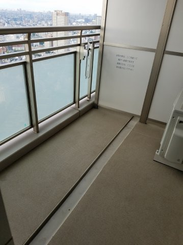 富久クロスコンフォートタワーのバルコニー