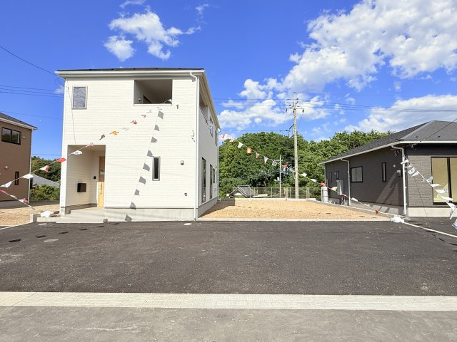 つくば市若森第1　新築戸建　2号棟の駐車場|カースペース4台程可能！