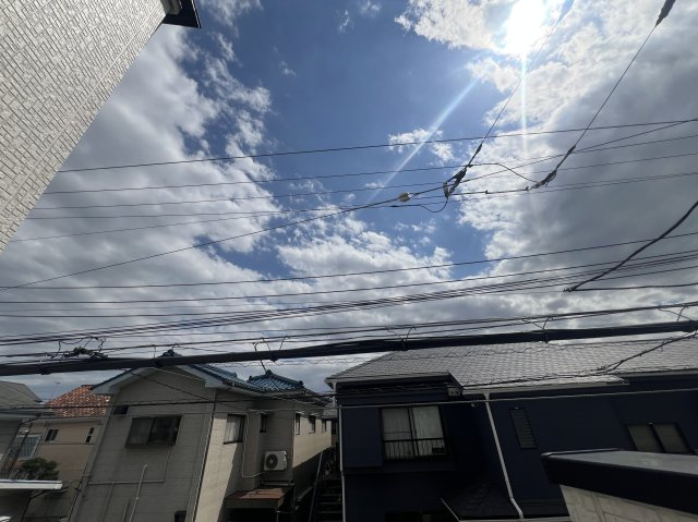 下町らしい温かみと静けさが共存する街。それが、東久保町。つまるところ、人間として住む上での最適解。な【西区東久保町新築戸建】の展望