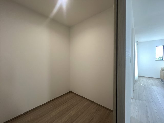 下町らしい温かみと静けさが共存する街。それが、東久保町。つまるところ、人間として住む上での最適解。な【西区東久保町新築戸建】の収納|収納のためのスペースです