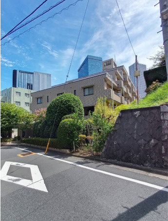 シャルマン中野坂上の外観