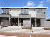 東久留米市学園町１丁目のアパートのエントランス