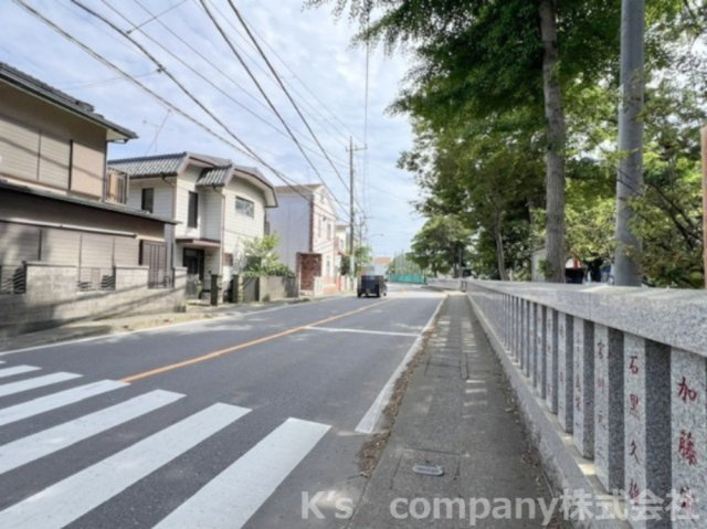 茅ヶ崎市萩園　建築条件なし　売地の前面道路含む現地写真|前面道路の様子です◇