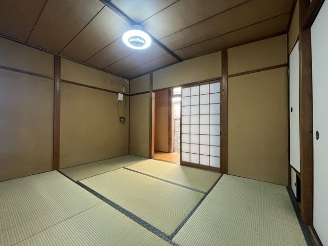 京都市伏見区桃山長岡越中東町の一戸建ての和室