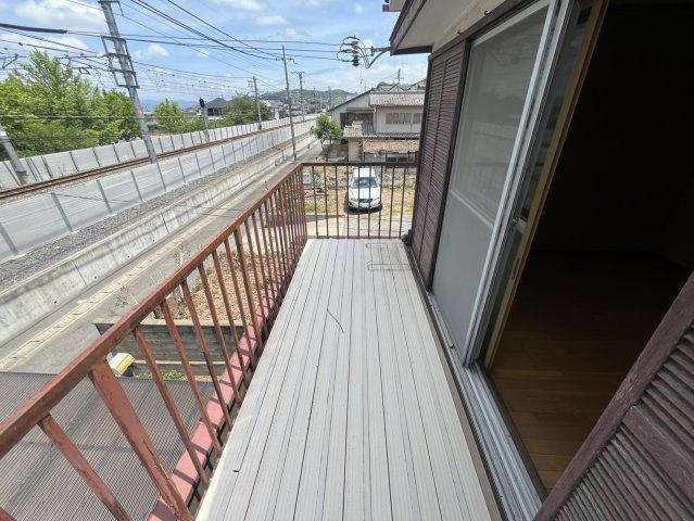 京都市伏見区桃山長岡越中東町の一戸建てのバルコニー