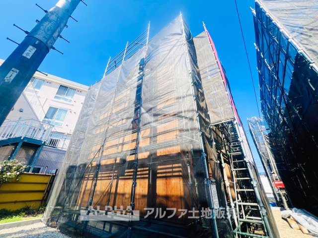 ~武蔵村山中原8棟分譲地~ Newly built houseの外観|【outward appearance】
◆外観◆外壁のサイディングは軽量化で高い耐震性を発揮、加えて外壁に付着した汚れを雨でクリーニング。防汚でお手入れいらずで大変重宝します。