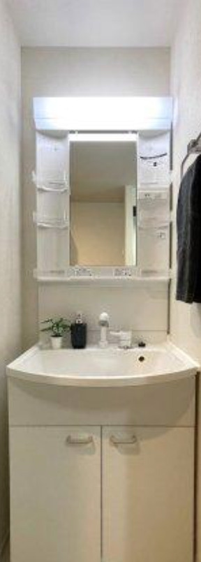 ハーモニーテラス町屋Ⅵの独立洗面台