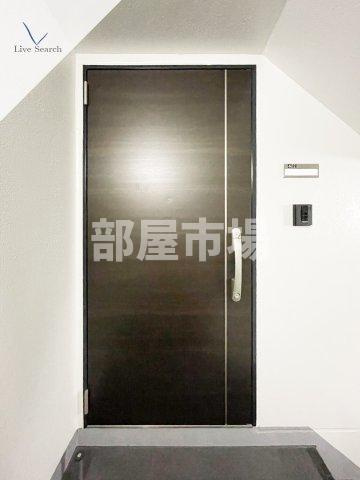 Apricot上野入谷の玄関|ダブルロック