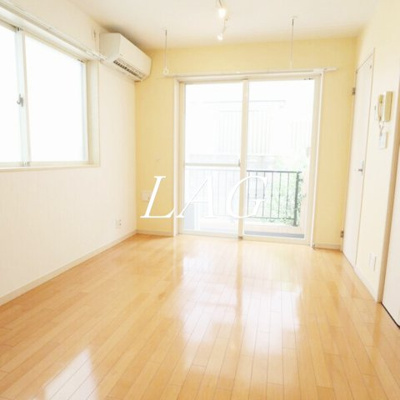 【居間・リビング】 | メルローズプレイス下北沢 | 洋室のお部屋です。