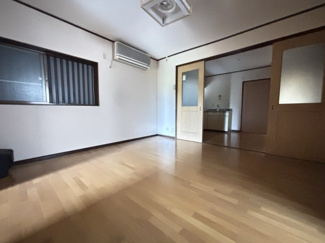 【居間・リビング】 | 茨木市東奈良1丁目　中古戸建
