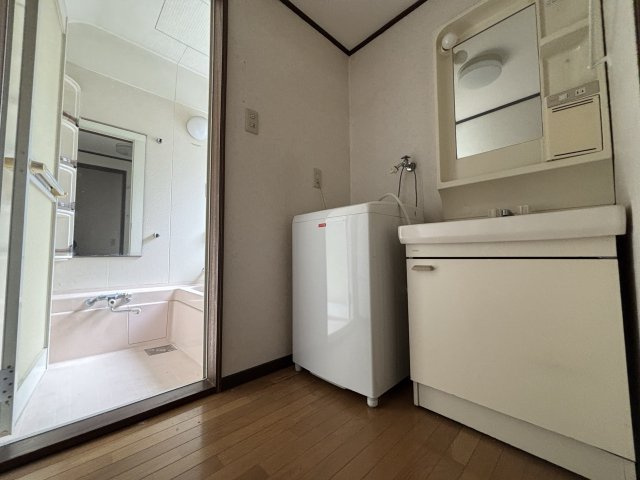茨木市東奈良1丁目　中古戸建