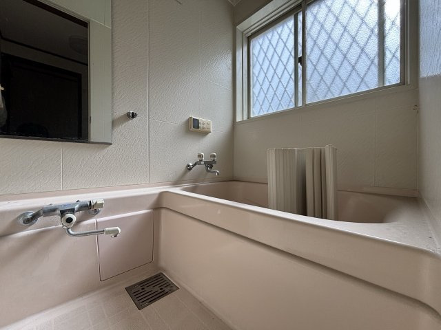 茨木市東奈良1丁目　中古戸建