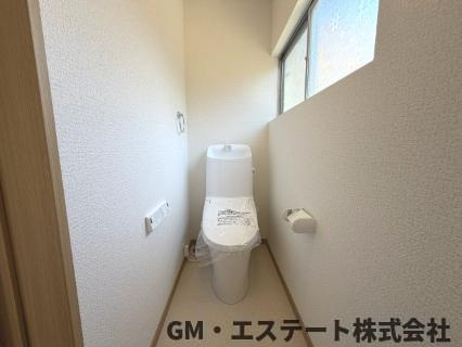宮崎市大塚町宮田　中古住宅のトイレ