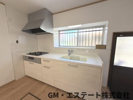 宮崎市大塚町宮田　中古住宅のキッチン