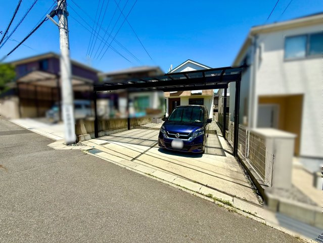 日進市浅田平子二丁目戸建の外観|日進市浅田平子二丁目戸建
土地面積166.58㎡(50.39坪)
建物面積105.3㎡(31.85坪)
駐車場4台分有