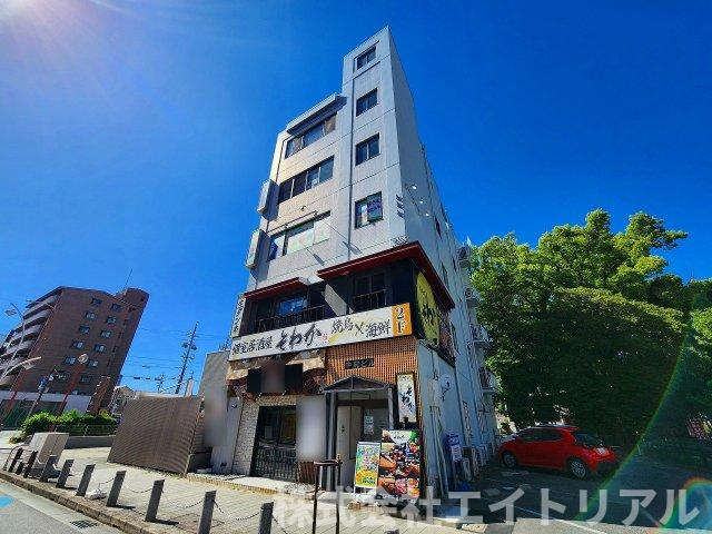 中村ビルの外観