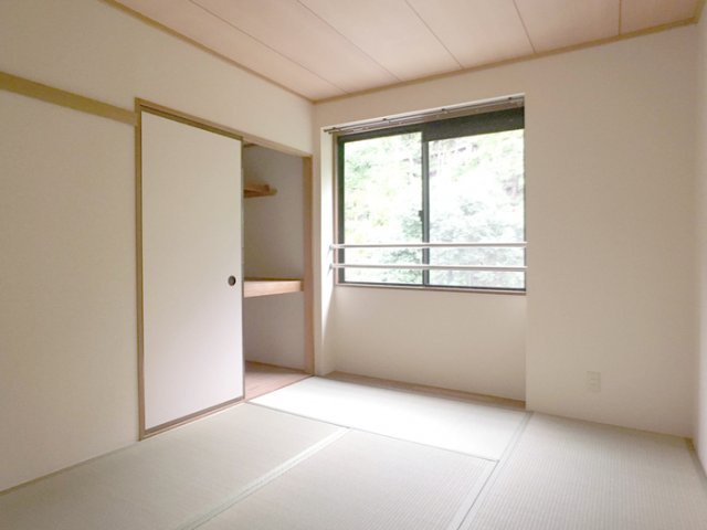 【和室】イーストヒルズ平野