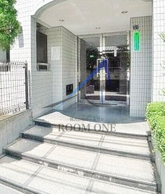 バーチヒルズのエントランス|エントランスです。