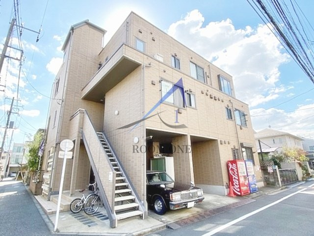 メゾン　ベルファミーユ