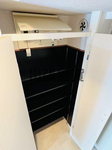 仲介手数料0円リーヴァストゥーディオ丸の内の収納