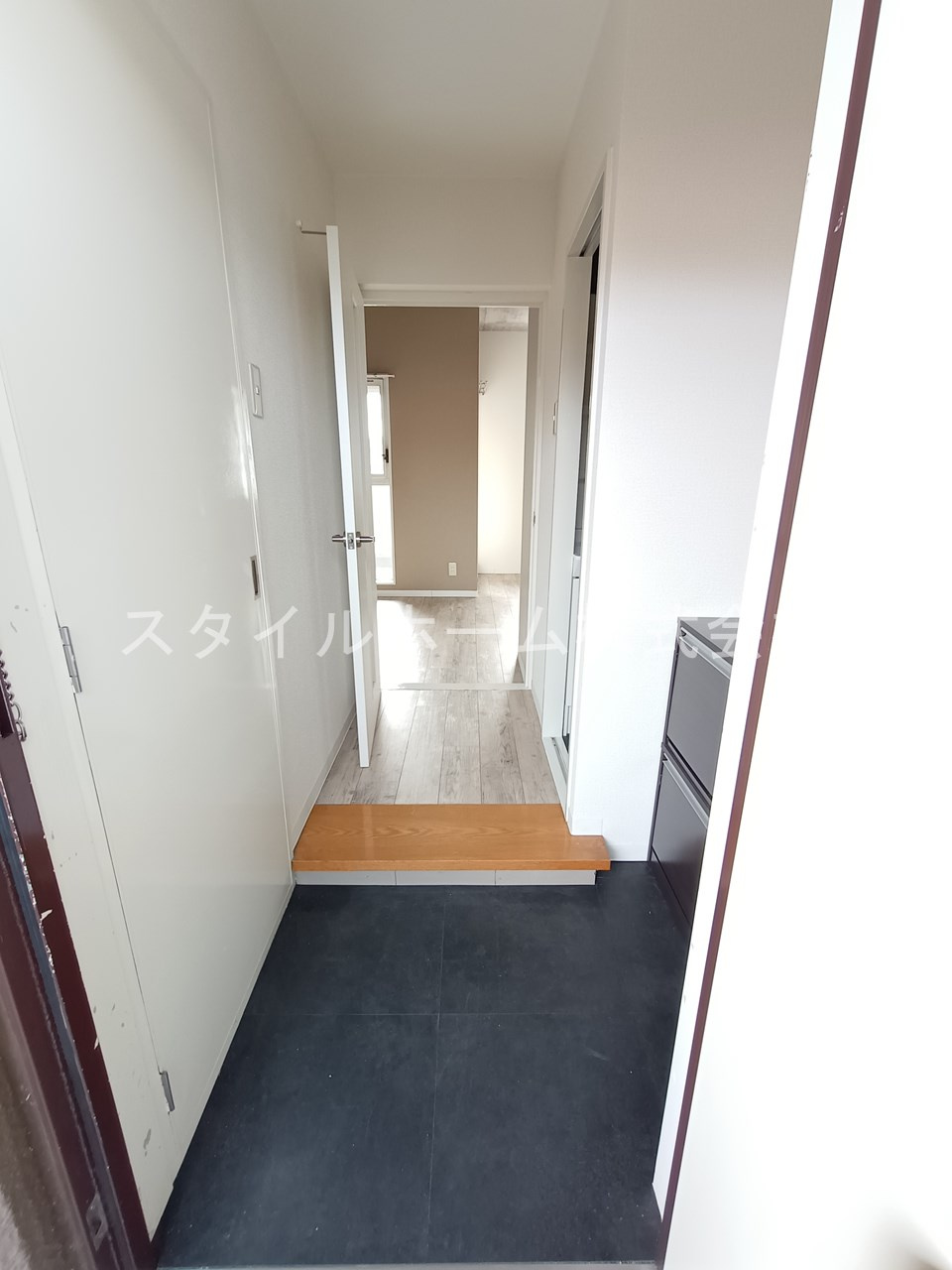 エトワール佐藤の玄関|イメージ写真です。