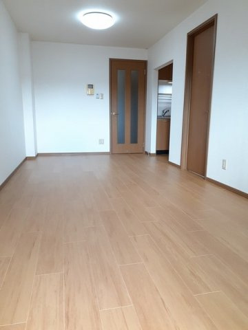 グラディオ　牛川の居間・リビング|居間です