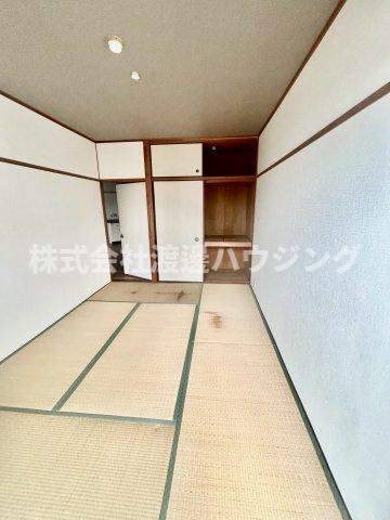 コーポナカガワの和室