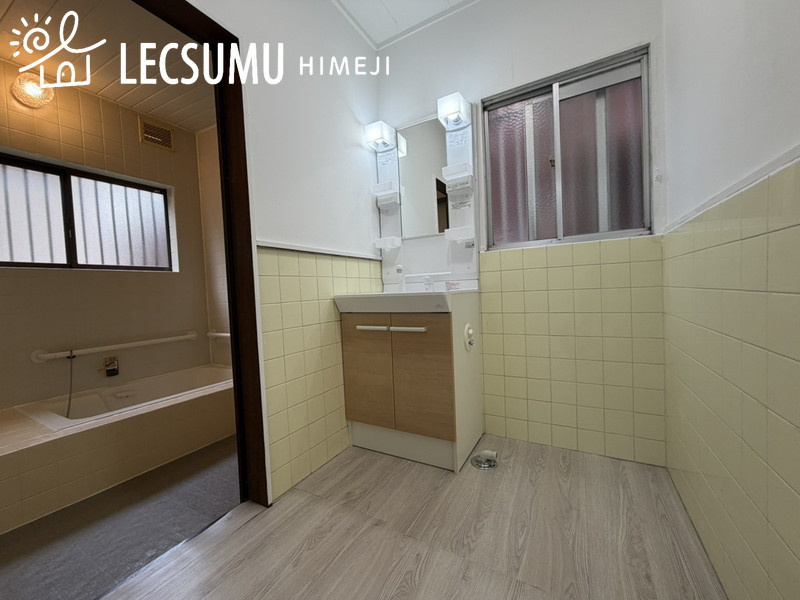 姫路市網干市高田／中古戸建の洗面所