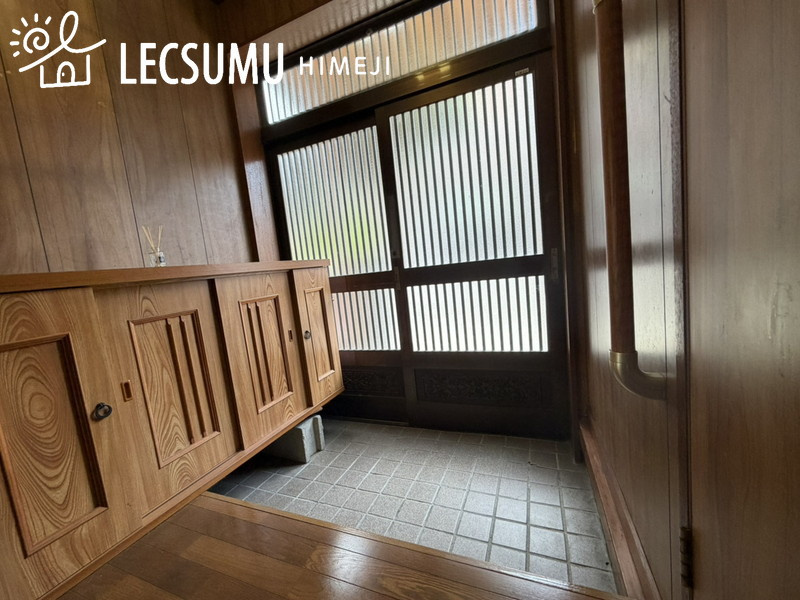 姫路市網干区高田／中古戸建の玄関