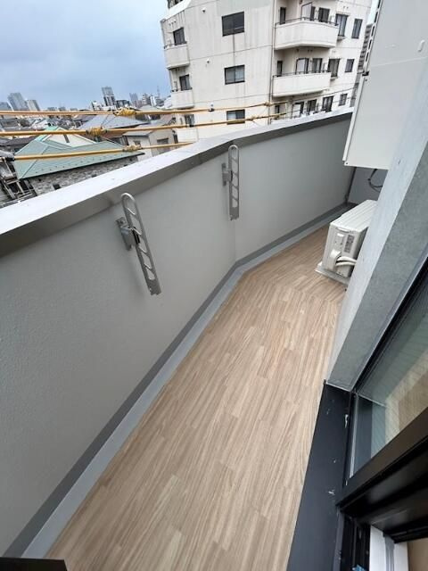 Ｌｉｂｅｒｔｅ町屋のバルコニー