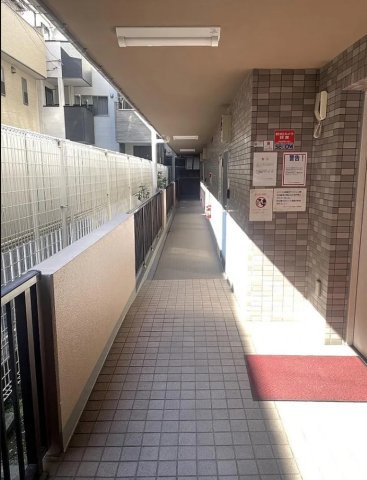 グランイーグル大森南のその他|居住者様の方の人柄が出やすい共有部はきれいに整っております。