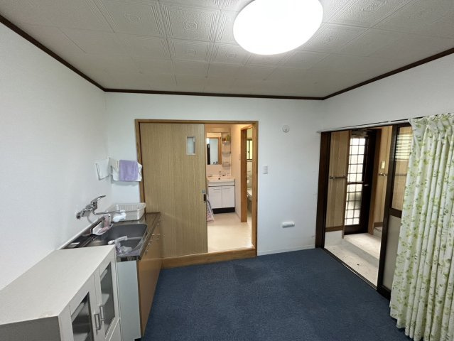 【居間・リビング】 | 都城市梅北町　250万円
