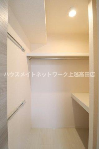 ミズノの収納|ウォークインクローゼット（参考室内写真反転同型103号室）