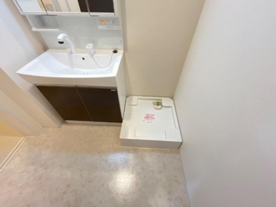 【洗面所】 | エスポワール南彦根 | 洗濯機置き場
