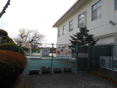 双葉保育園まで350ｍ