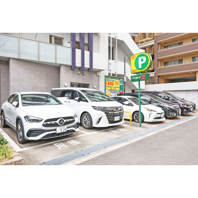 LaSante梅田北の駐車場