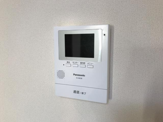 ＩＳＥＹＡの内装|カメラ付インターホン