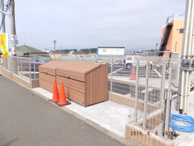 敷地内ゴミ置き場