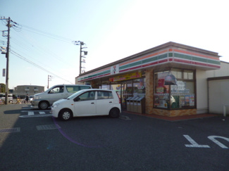 セブン-イレブン 海老名かしわ台駅前店まで60ｍ