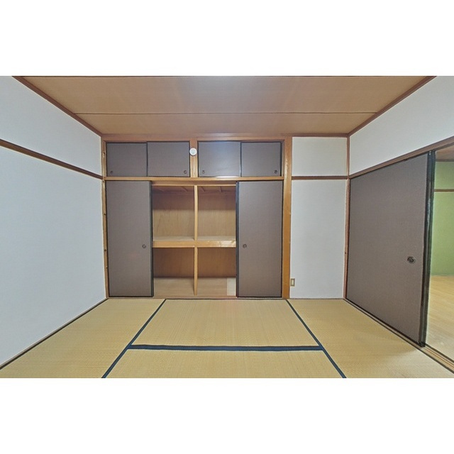 岐阜市正木の一戸建ての収納|2F和室押し入れ