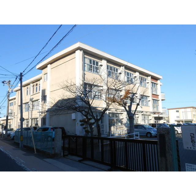 岐阜市六条東１丁目のアパートの周辺