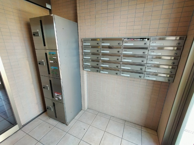 ファイン赤崎のエントランス