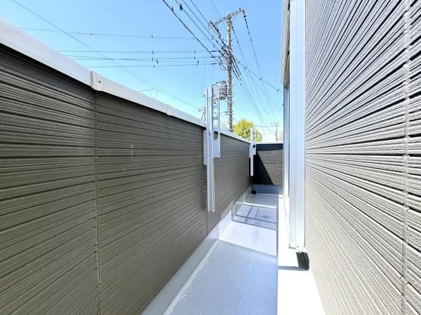 横浜市泉区下和泉２丁目の新築一戸建のバルコニー|陽当り良好のバルコニー！
風通しもよく気持ちいいです