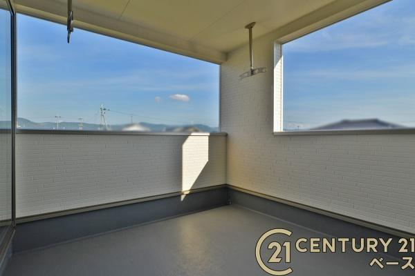 クレイドルガーデン市場 １号棟 ／新築一戸建の内観：施工例|■≪同仕様写真≫■日当たりのよいバルコニー！洗濯物もよく乾きます！■