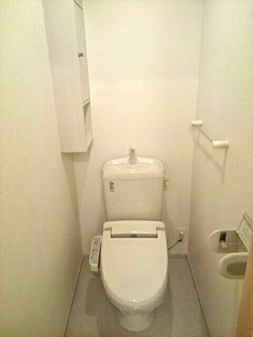 ヴィラ　エクレール　Ｂのトイレ