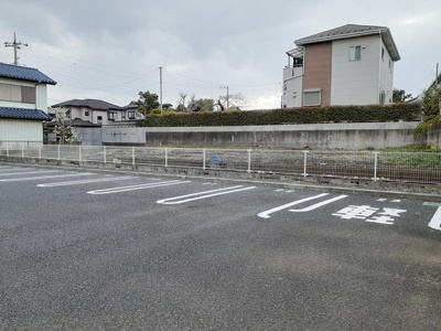 【駐車場】 | アヴェニューエリカーナ